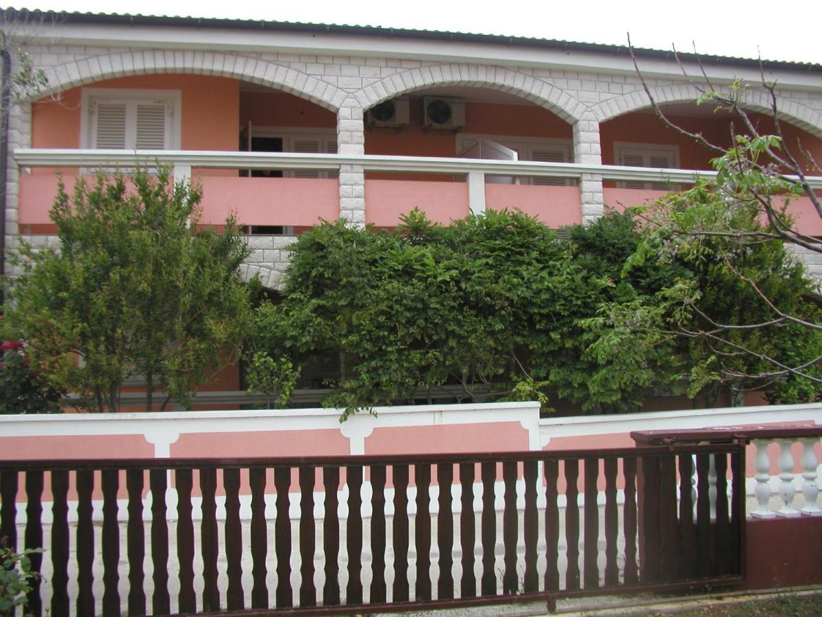 Apartments By The Sea Vir - 19323 Zewnętrze zdjęcie